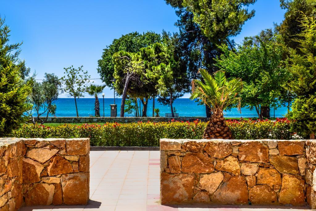Elia Apartments - Nea Triglia Beach Неа-Плайя Экстерьер фото